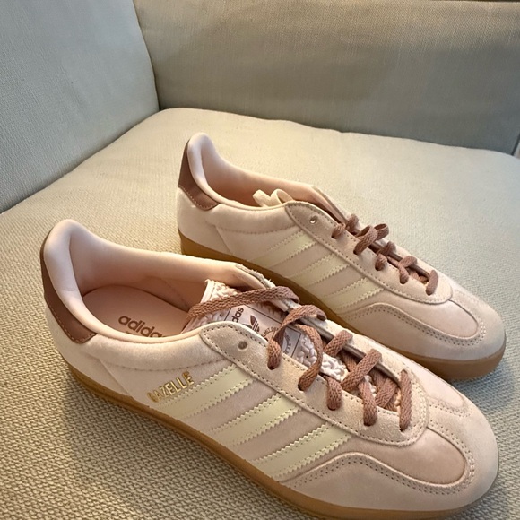 Adidas Women's Gazelle Indoor velvet - Picture 3 of 6